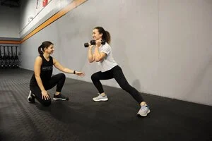 Performance Physical Therapy vs. Traditional Insurance Physical Therapy